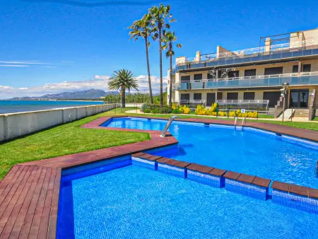 Appartement face mer avec terrasse et piscine à Cambrils : photo 32