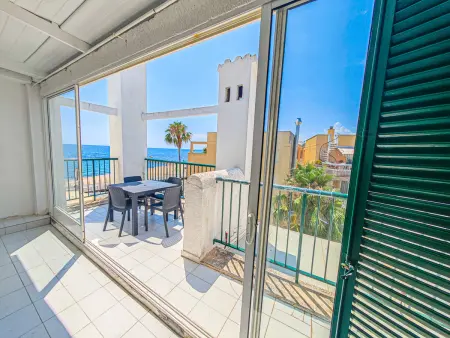 Tallats, appartement en première ligne de plage à Cambrils : photo 9