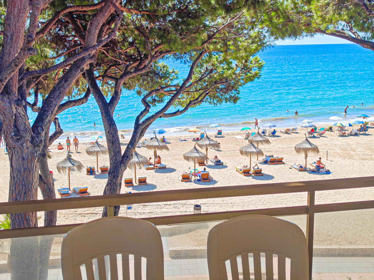 Appartement Versailles en première ligne de plage à Cambrils - Photo 5