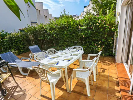 Maison à Salou avec piscine commune et jardins, près de la plage - Photo 3