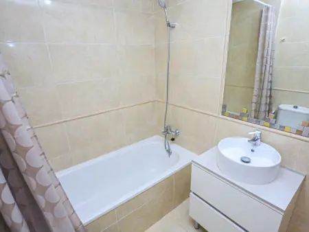 Maison à Salou avec piscine commune et jardins, près de la plage - Photo 25