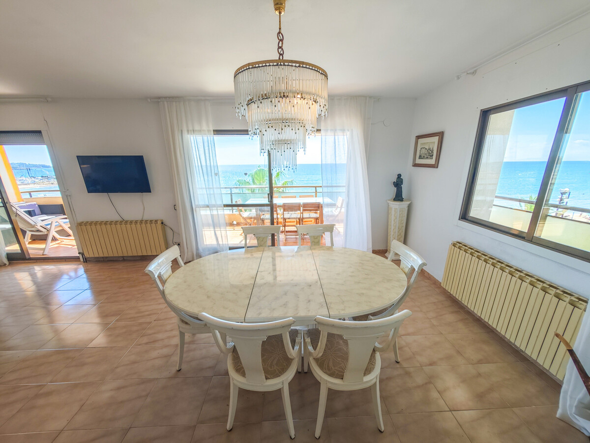 Les Columnes : appartement 4 chambres face mer à Salou - Photo 9