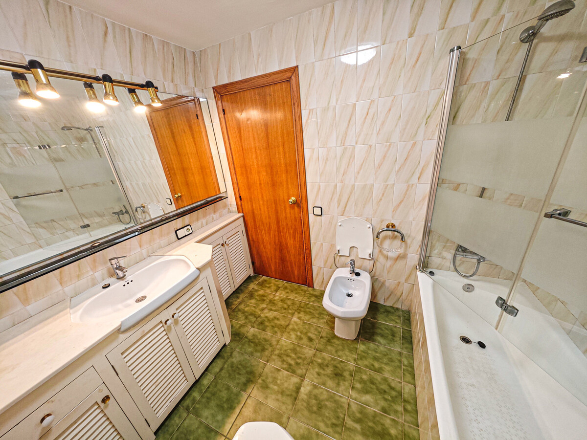 Les Columnes : appartement 4 chambres face mer à Salou - Photo 32