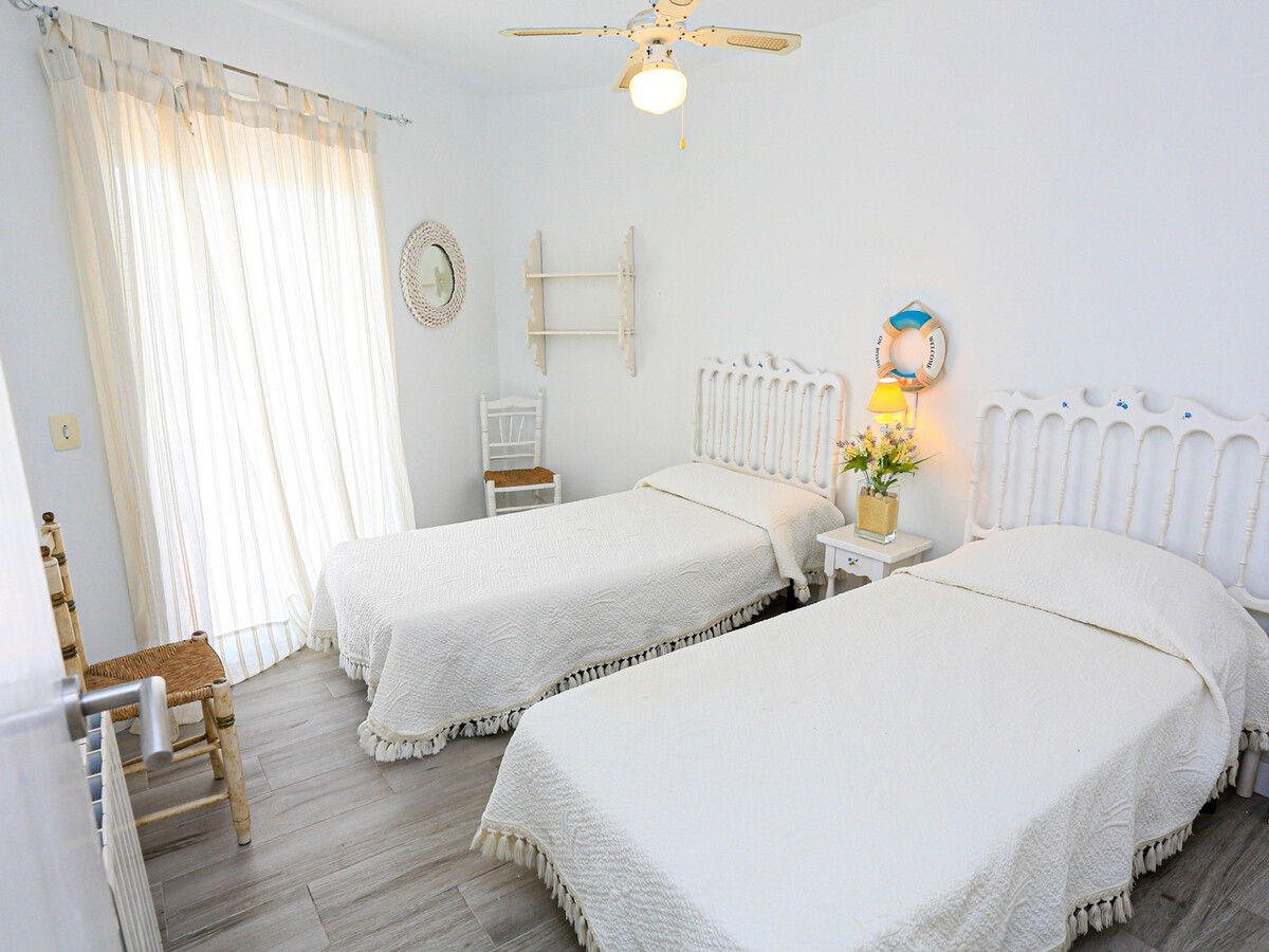 Appartement 2 chambres en première ligne de plage à Cambrils - Photo 22