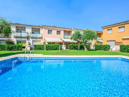 Maison 2 chambres près plage, piscine collective à Cambrils : photo 5