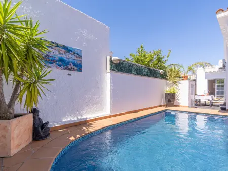 Villa familiale à Empuriabrava avec piscine privée : photo 2