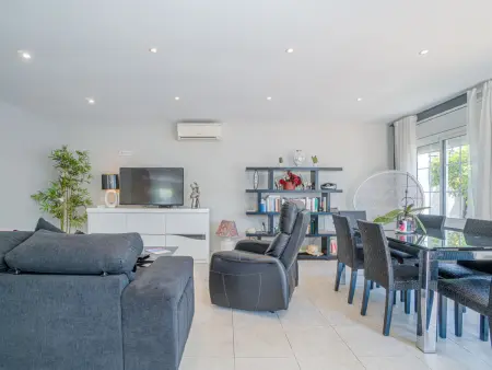 Villa familiale à Empuriabrava avec piscine privée : photo 3