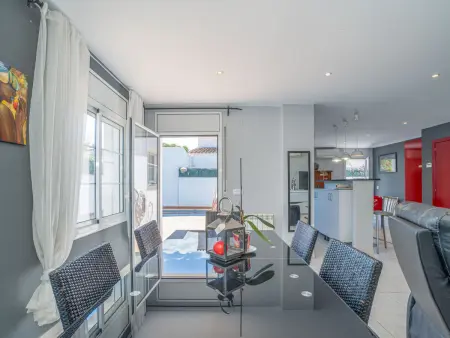 Villa familiale à Empuriabrava avec piscine privée : photo 8