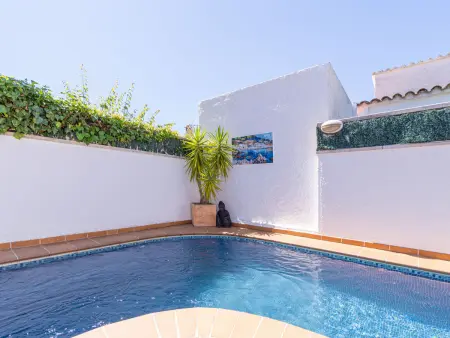 Villa familiale à Empuriabrava avec piscine privée : photo 27