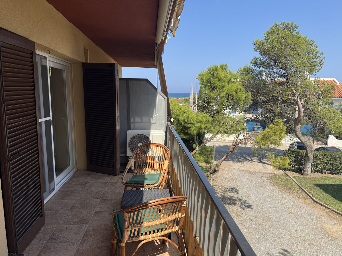 Appartement rénové 80m de la plage, climatisation, parking - Photo 6