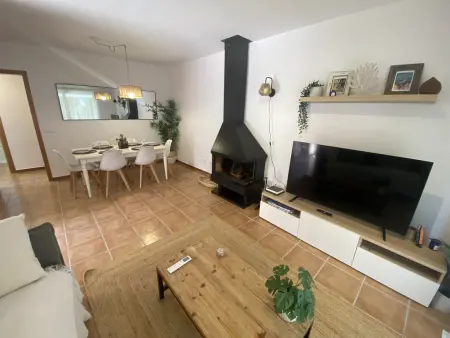 Villa sur la Costa Brava pour 6 avec piscine commune, jardin et proche plage - Photo 13