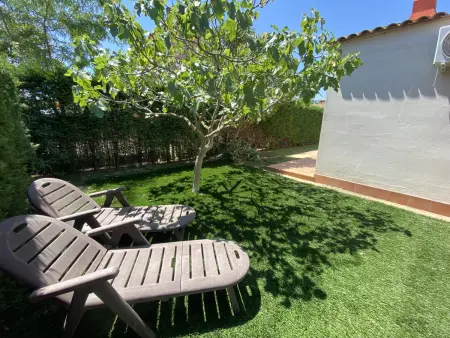 Villa sur la Costa Brava pour 6 avec piscine commune, jardin et proche plage - Photo 20