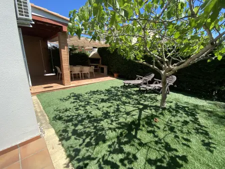 Villa sur la Costa Brava pour 6 avec piscine commune, jardin et proche plage - Photo 30