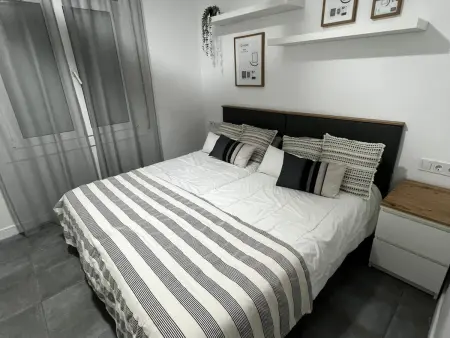 Maison mitoyenne à Mas Pinell avec piscine, jardin, parking privé et proche plage - 8 pers - Photo 12