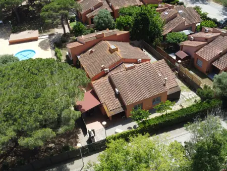 Maison mitoyenne à Mas Pinell avec piscine, jardin, parking privé et proche plage - 8 pers - Photo 14