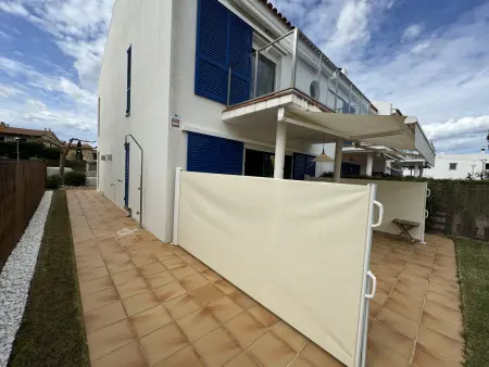Maison rénovée à Torroella, proche plage, clim, wifi, garage et piscine commune - Photo 12