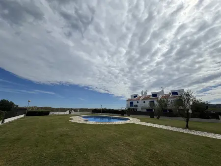 Maison rénovée à Torroella, proche plage, clim, wifi, garage et piscine commune - Photo 23