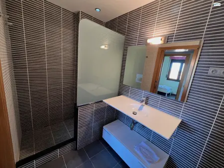 Grande maison avec piscine privée et jardin, proche plage, pour 10 personnes - Photo 2