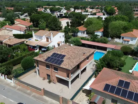 Grande maison avec piscine privée et jardin, proche plage, pour 10 personnes - Photo 10