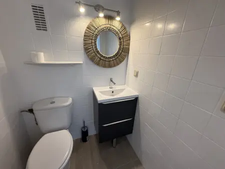 Maison spacieuse avec piscine privée près de la plage - jusqu'à 10 personnes - Photo 17