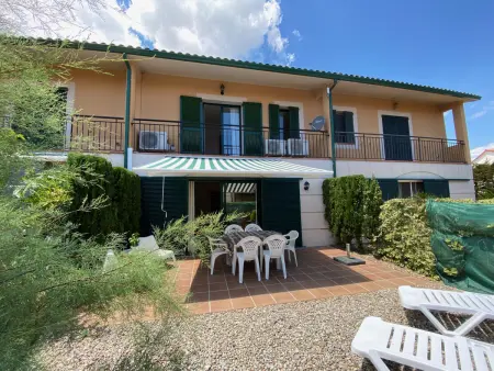 Villa à Torroella de Montgri - 6 pers, Piscine Commune, à 150m de la Plage, Jardin et Barbecue - Photo 6