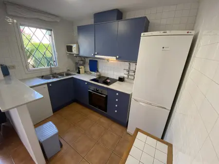 Villa proche plage à Torroella de Montgrí pour 6 pers, piscine commune, jardin privé, Wi-Fi - Photo 22