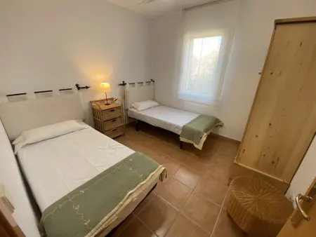 Villa proche plage à Torroella de Montgrí pour 6 pers, piscine commune, jardin privé, Wi-Fi - Photo 23