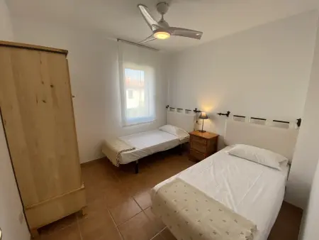 Villa proche plage à Torroella de Montgrí pour 6 pers, piscine commune, jardin privé, Wi-Fi - Photo 25
