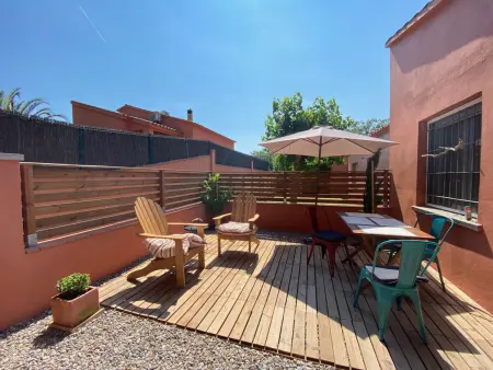 Villa à Torroella de Montgri pour 8, plage à 350m, piscine commune, clim, jardin et barbecue - Photo 3