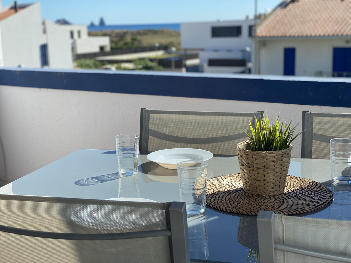 Appartement vue mer à 80m de la plage, piscine - Photo 4
