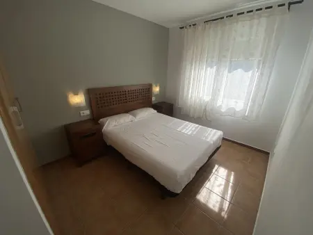 Maison à Mas Pinell pour 4 pers, piscine commune, clim, près de la plage, parking privé - Photo 3