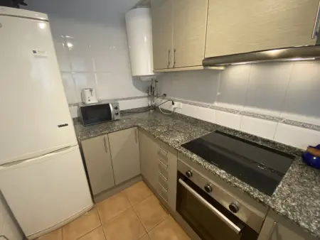Maison à Mas Pinell pour 4 pers, piscine commune, clim, près de la plage, parking privé - Photo 13