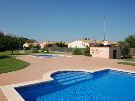 Maison à Mas Pinell pour 4 pers, piscine commune, clim, près de la plage, parking privé - Photo 19