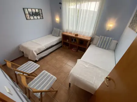 Villa à Torroella de Montgrí pour 4 pers, piscine commune, jardin privé, proche plage - Photo 8