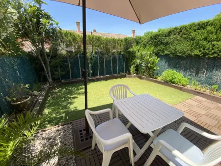 Villa à Torroella de Montgrí pour 4 pers, piscine commune, jardin privé, proche plage - Photo 14