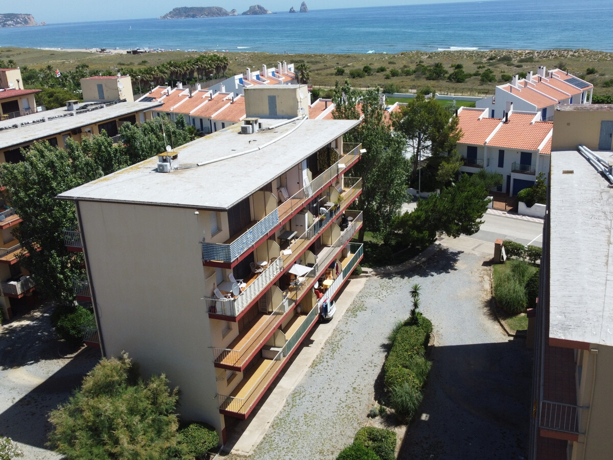 Appartement 2 chambres rénové à 100m de la plage - Photo 1
