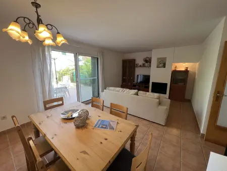 Villa familiale avec piscine commune, proche plage, pour 6 personnes - Torroella de Montgri - Photo 14