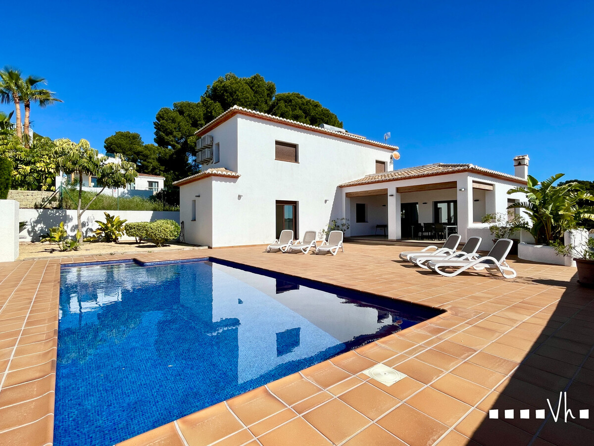 Villa Pinets : maison moderne 4 ch, piscine & vue mer à Benissa - Photo 2