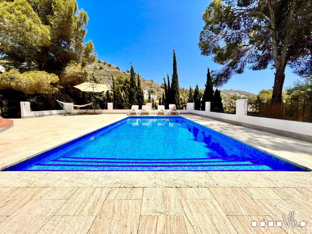 Villa Carmen, 4 chambres avec piscine à 800 m de la plage - Photo 1