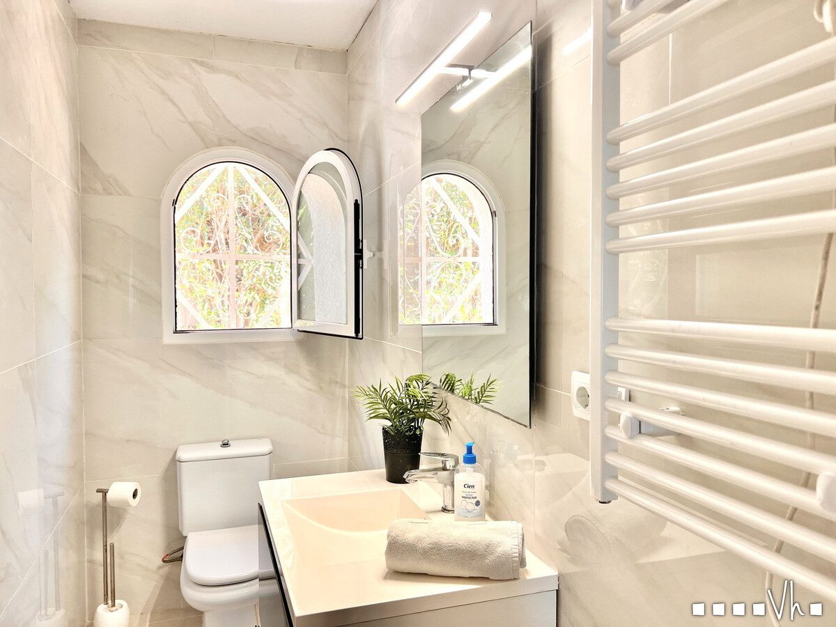 Villa Vanilla – 4 chambres, piscine privée et vue mer - Photo 25