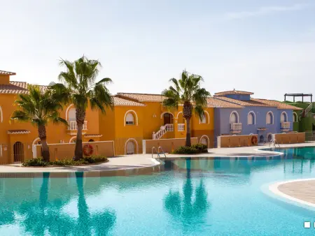 Location appartement à Benitachell, Appartement lumineux à Benitachell, 4 pers, 2 terrasses privées, piscine commune, proche Cala Moraig