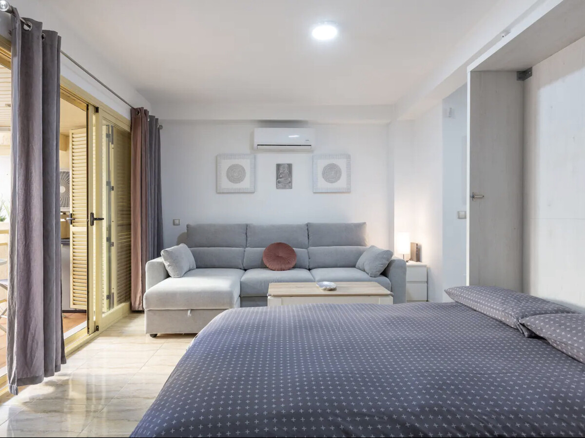 Appartement 30 m² équipé à Torremolinos, 750 m de la plage - Photo 5