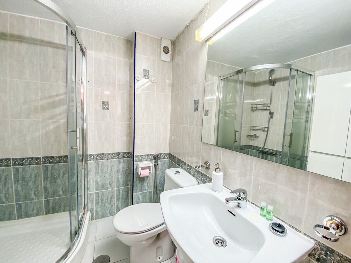 Appartement 65 m² vue mer, 30 m de la plage à Torremolinos - Photo 14