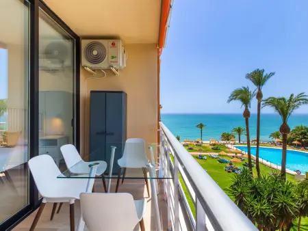 Location appartement à Torremolinos, Appartement cosy à Torremolinos, vue mer, idéal pour 3 personnes