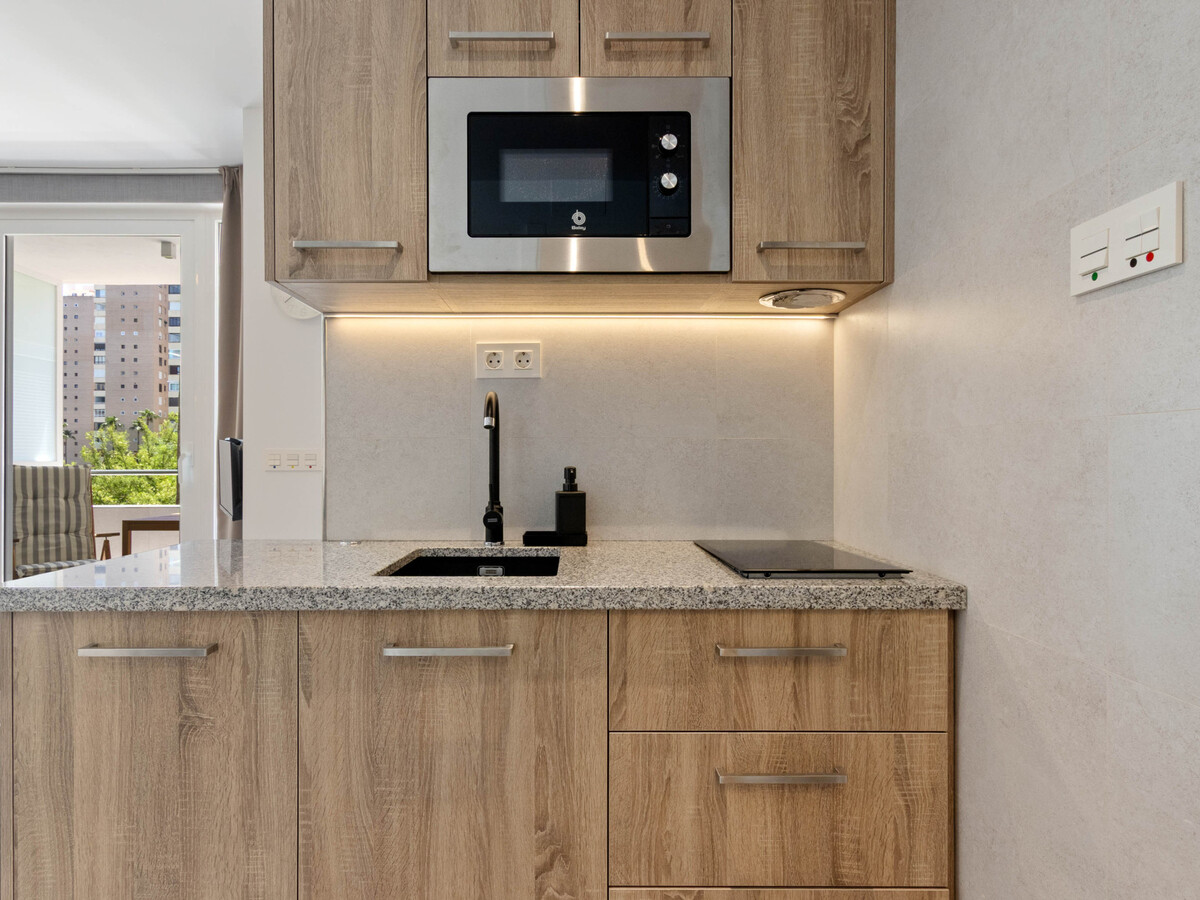 Appartement 8 pers. avec piscine à 200m de la plage - Photo 8