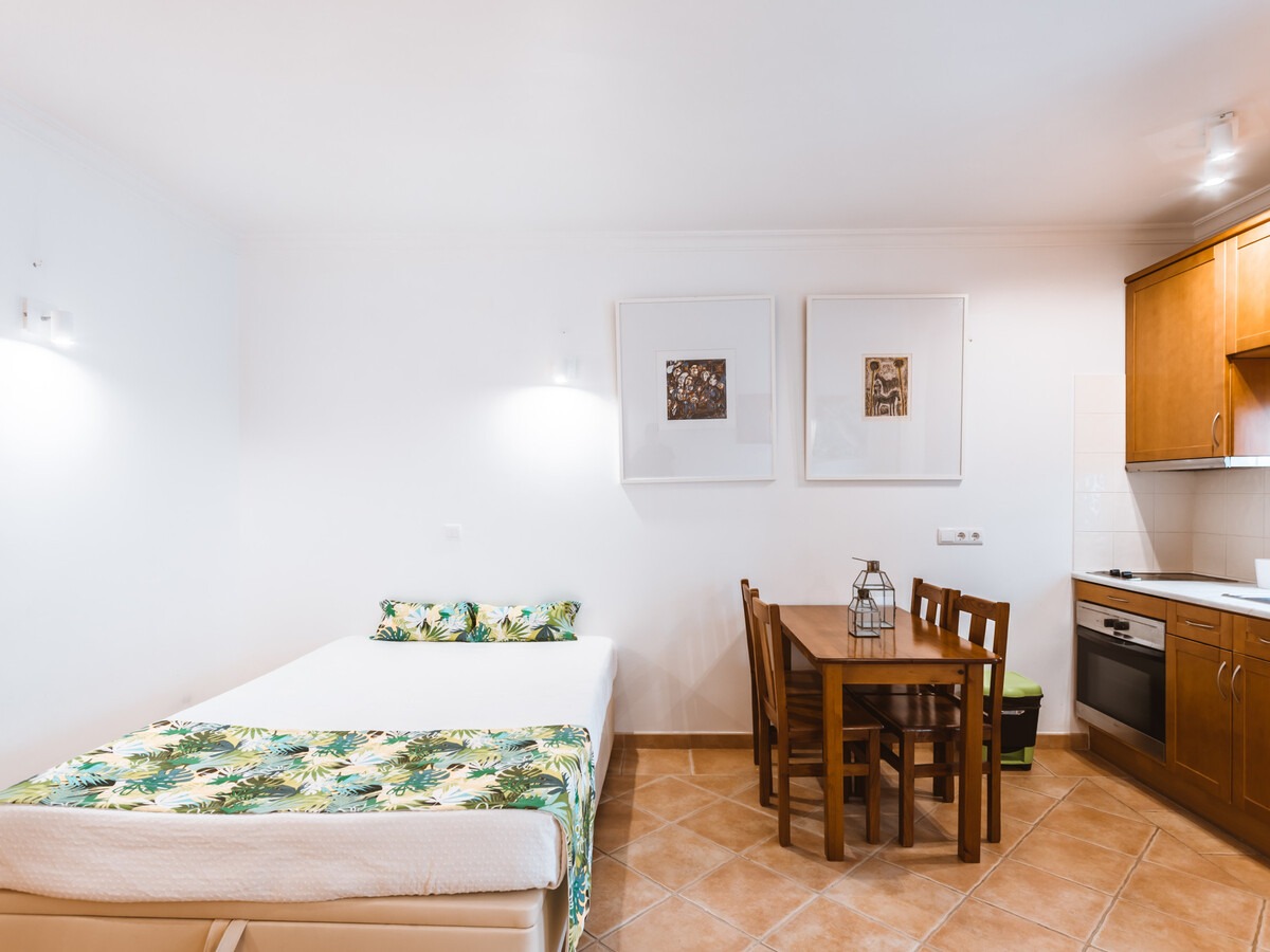 Studio 40 m² Tavira, piscine collective et vue jardin - Photo 5