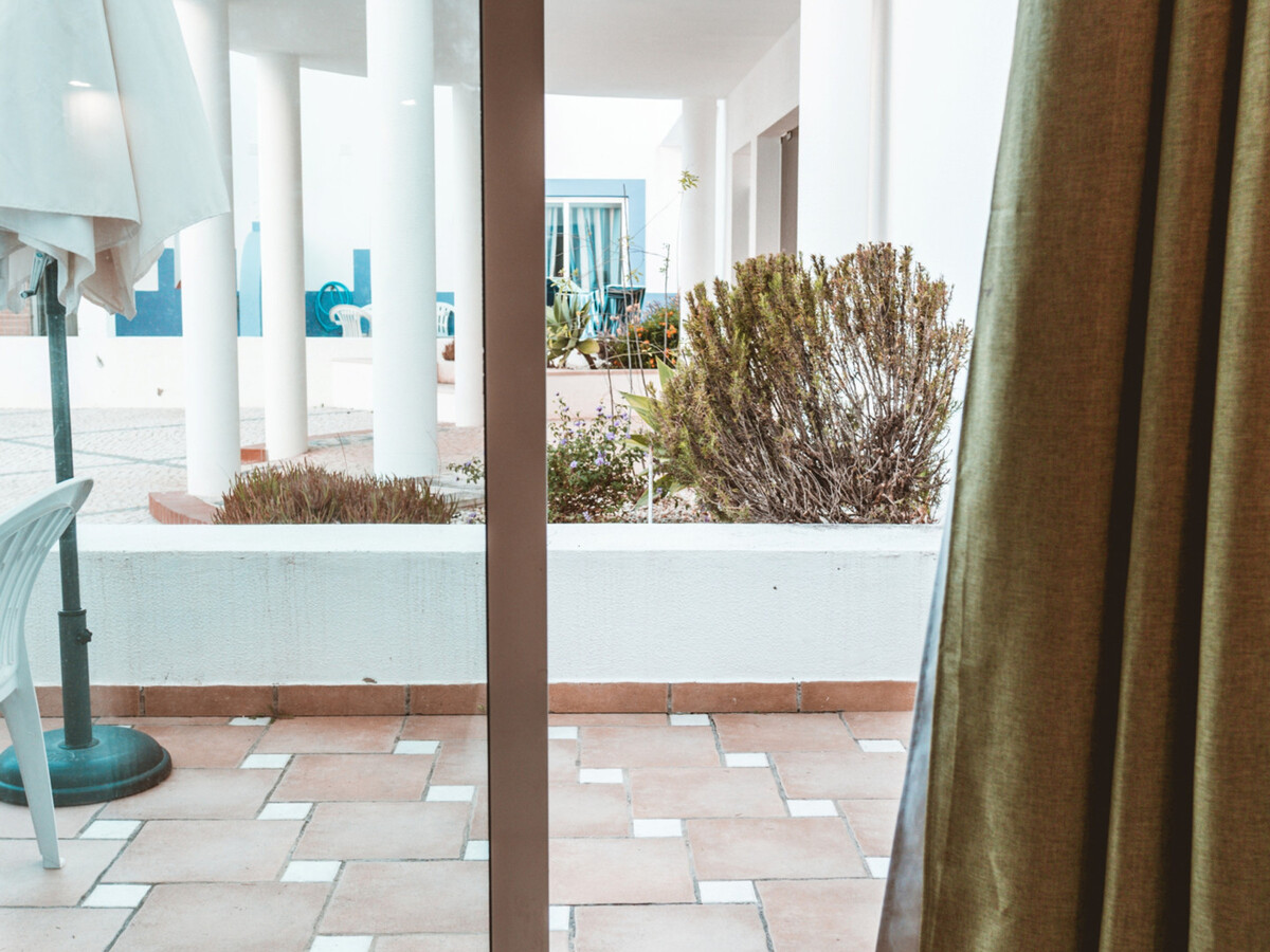 Studio 40 m² Tavira, piscine collective et vue jardin - Photo 8