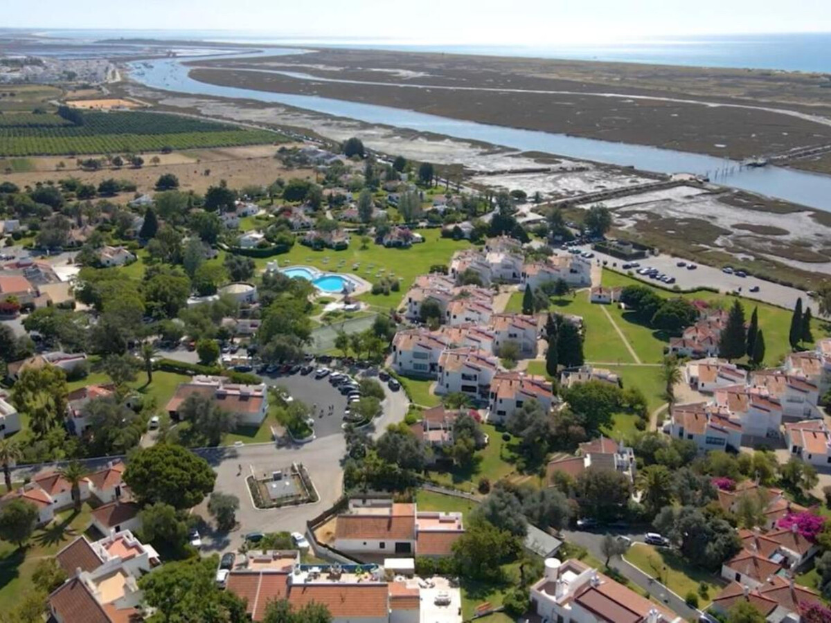 Studio 45 m² avec terrasse, piscine et accès plage - Photo 1