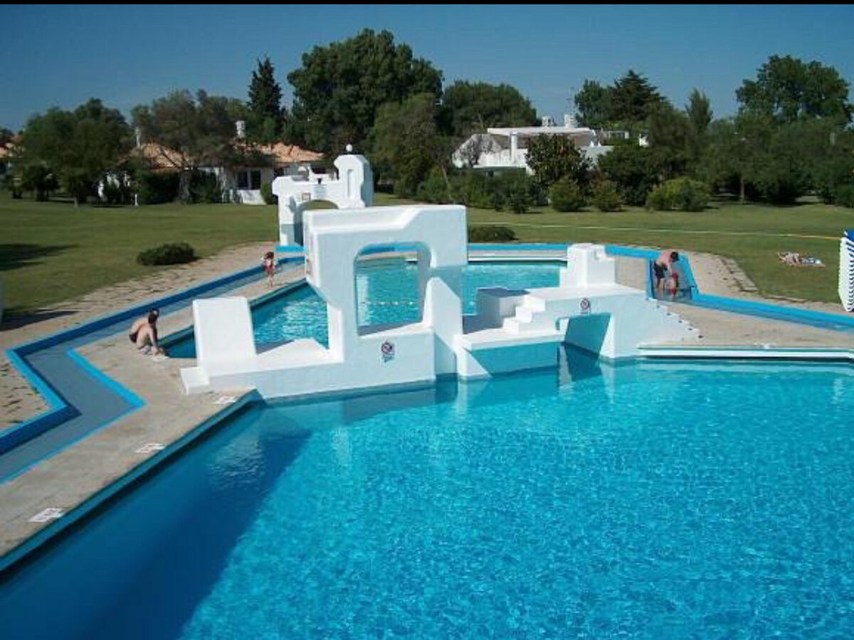 Studio 45 m² avec terrasse, piscine et accès plage - Photo 2