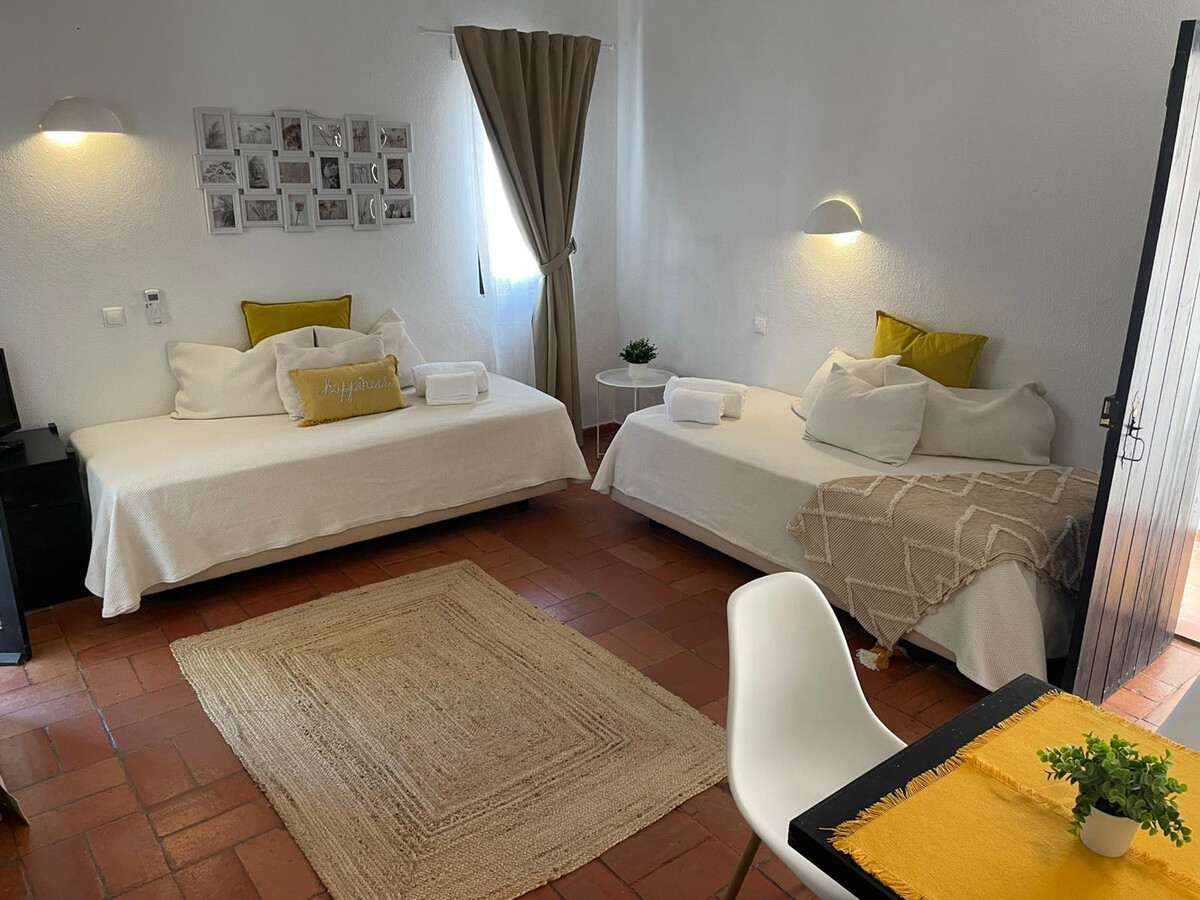 Studio 45 m² avec terrasse, piscine et accès plage - Photo 6